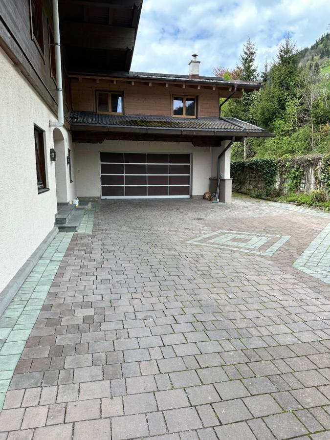 Апартаменты Haus Wenger Mountain View & Swimming Pool Капрун Экстерьер фото
