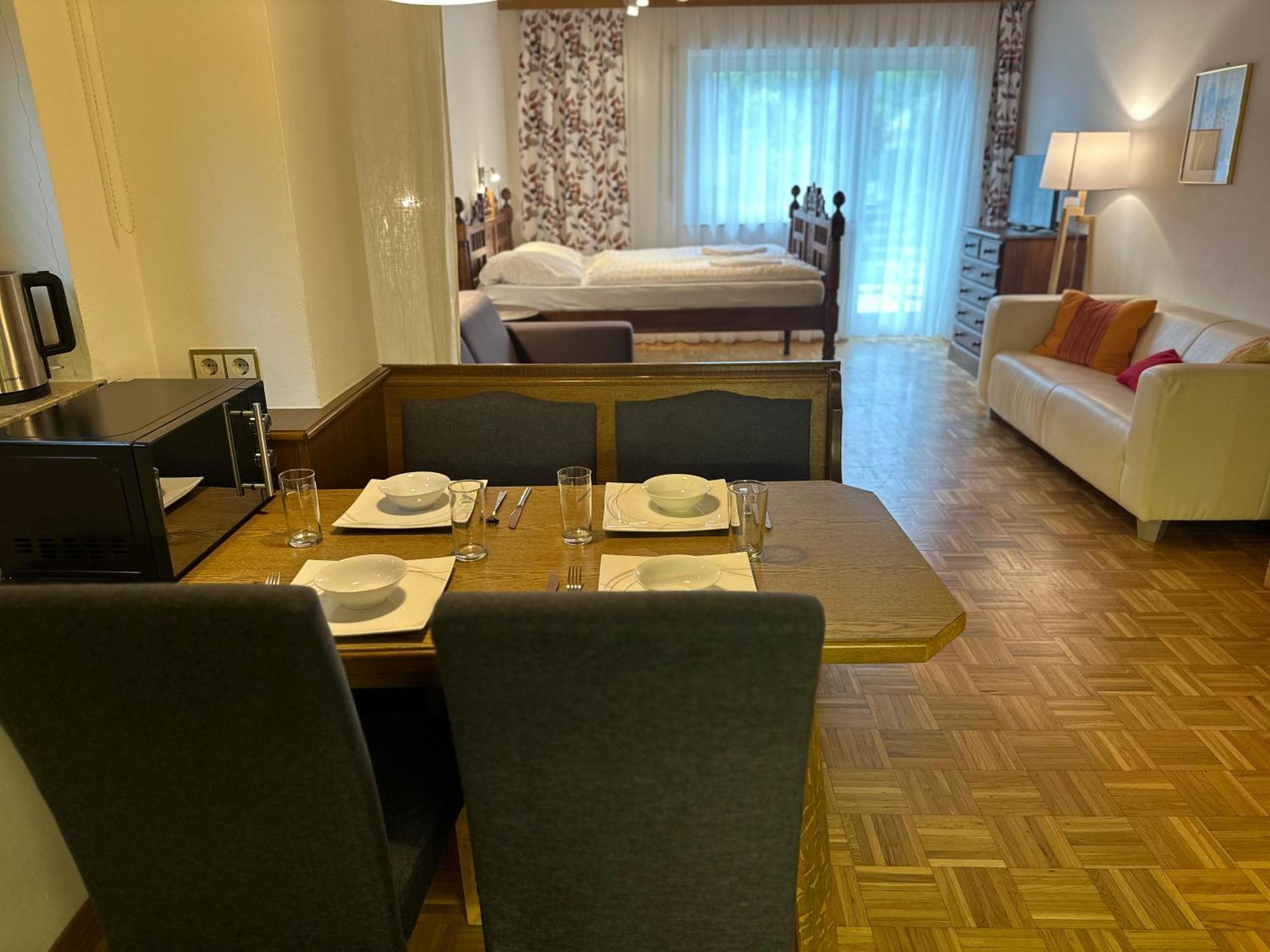 Апартаменты Haus Wenger Mountain View & Swimming Pool Капрун Экстерьер фото